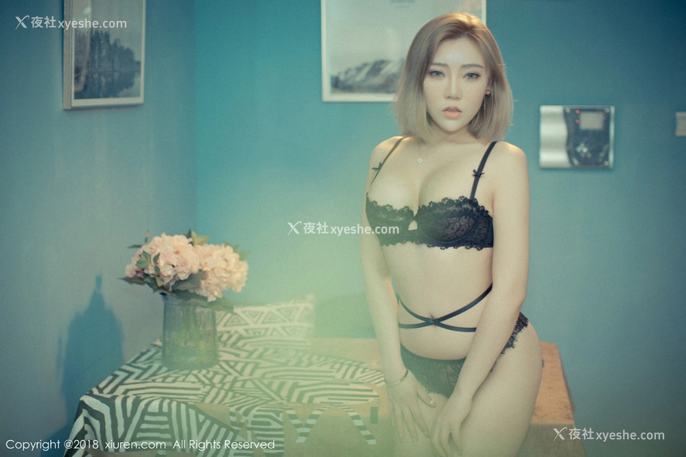 1P - [XIUREN秀人网] No.1077 萌汉药baby&筱慧模特合集
