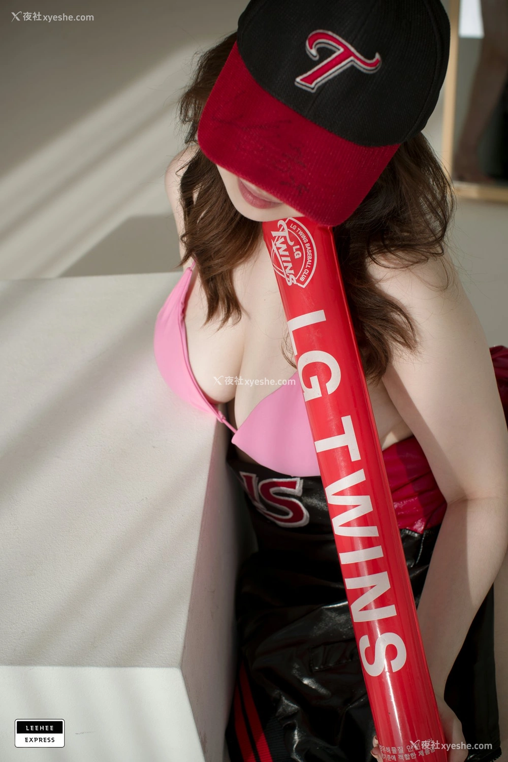 1P - [LeeheeExpress]009 LEBE-009 – Merry