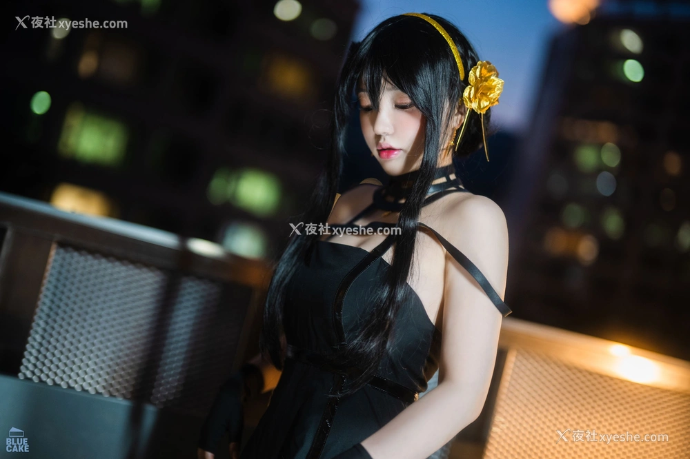 1P - [BLUECAKE] YeEun – Black Rose
