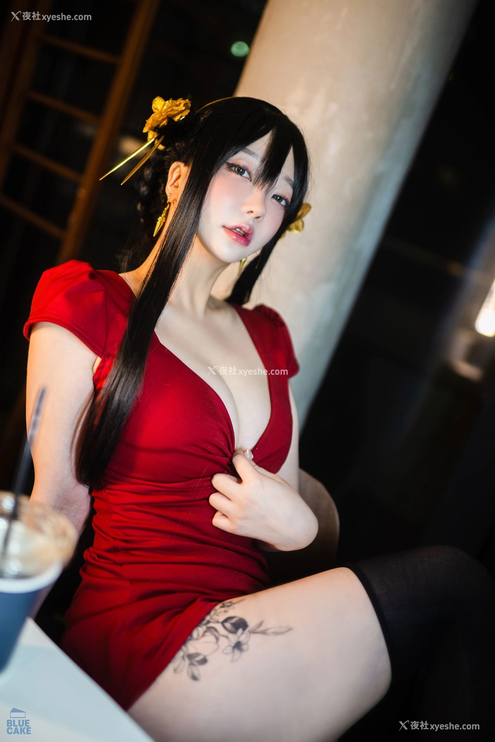 1P - [BLUECAKE] YeEun – Black Rose