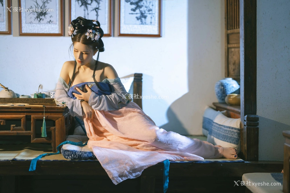 1P - 鹿八岁 – X铁手叫兽 汉服