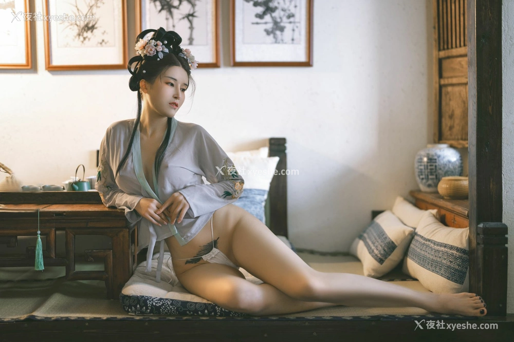 1P - 鹿八岁 – X铁手叫兽 汉服