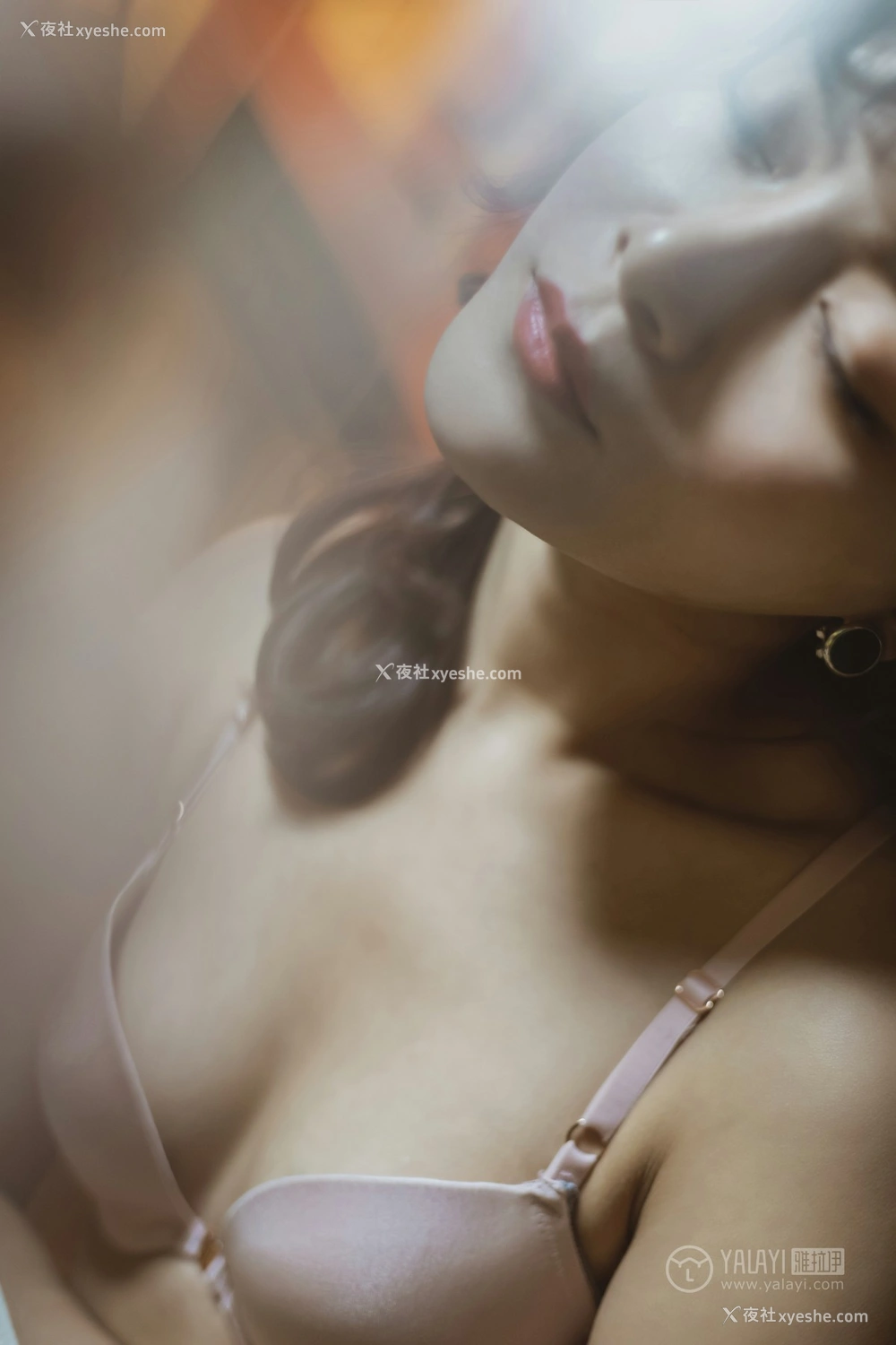 1P - [YALAYI雅拉伊] Y301 芷琳《角落里》