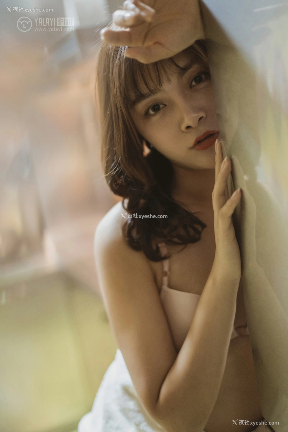 1P - [YALAYI雅拉伊] Y301 芷琳《角落里》