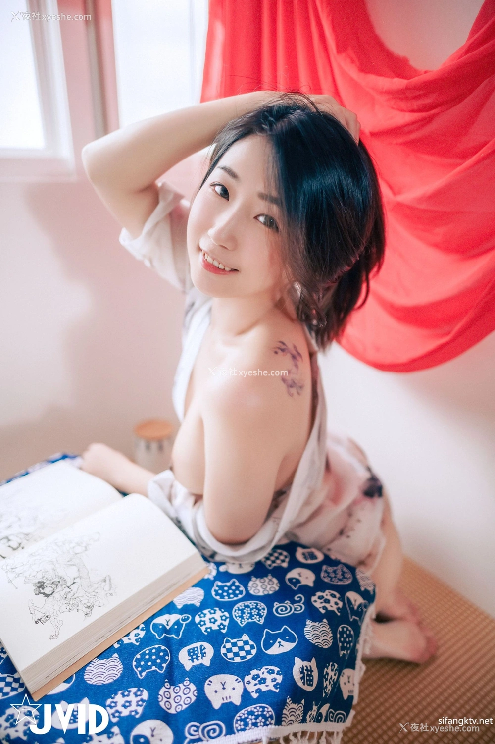 1P - 黎茉《性感棋盘女体盛》