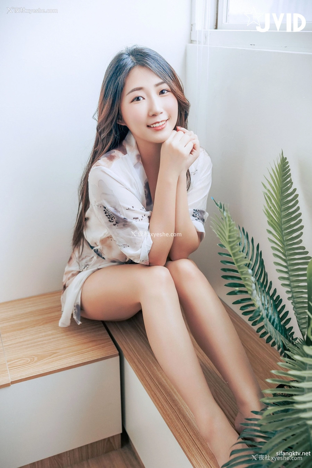 1P - 黎茉《性感棋盘女体盛》