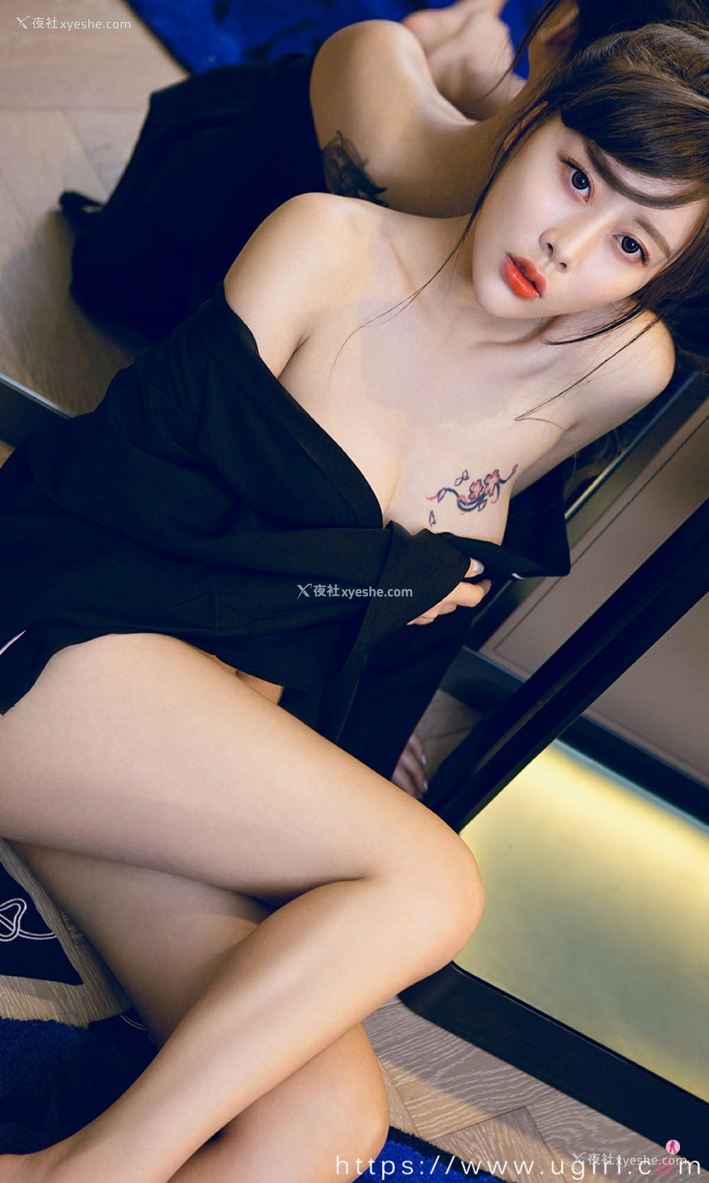 1P - [Ugirls尤果网]爱尤物 No.1779 艺宁 柔情派