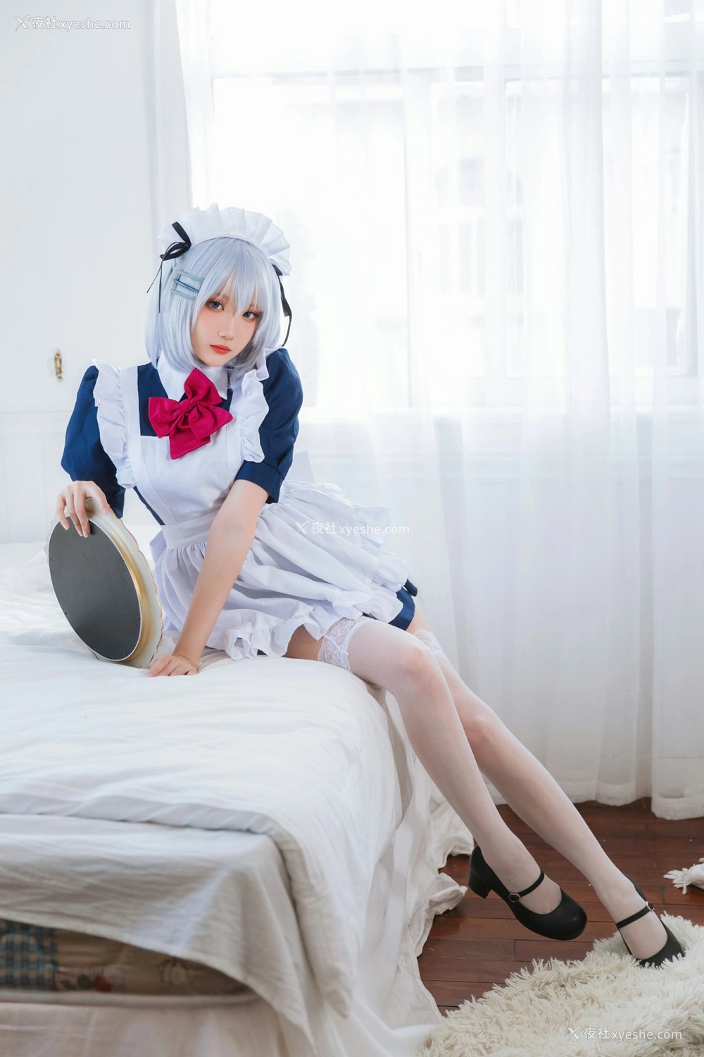 1P - 瓜希酱 — 折纸女仆