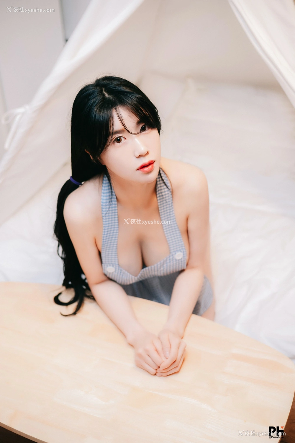 1P - [Paranhosu] Sia – Girlfriend