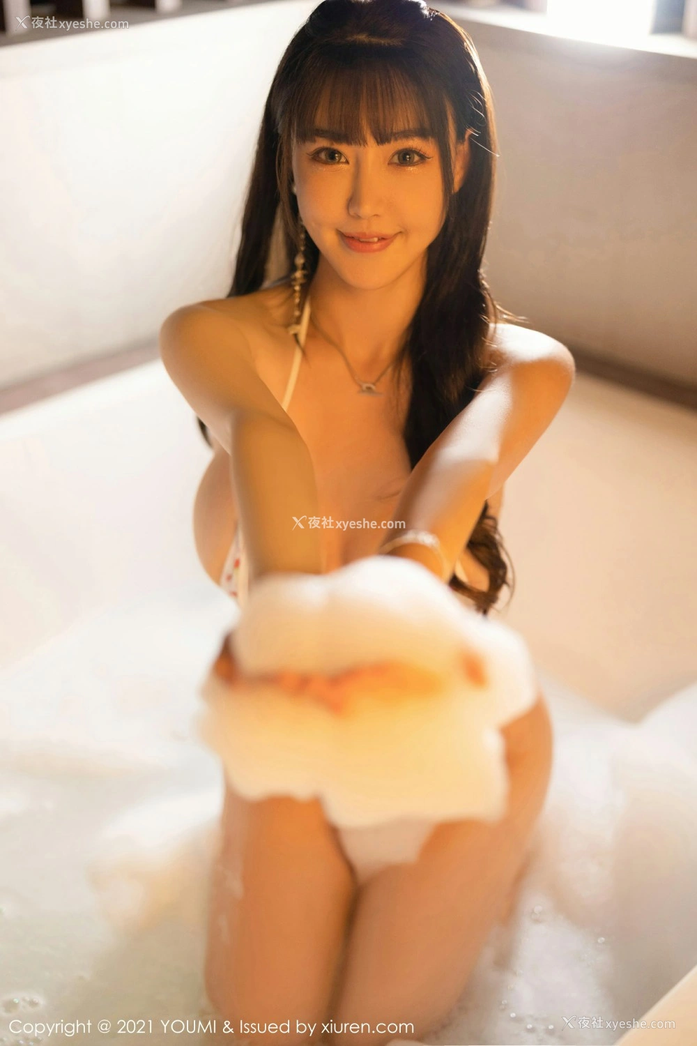 1P - [YOUMI尤蜜荟] VOL.714 朱可儿Flower