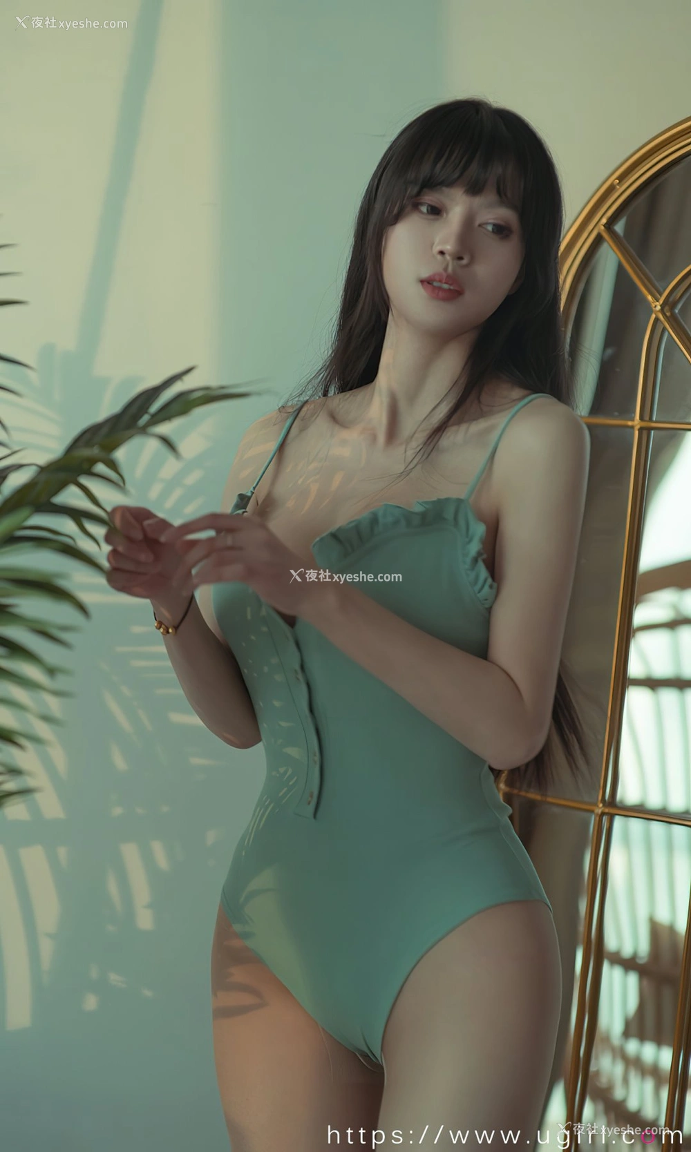 1P - [Ugirls尤果网]爱尤物专辑 No.2395 桃香子 似水年华