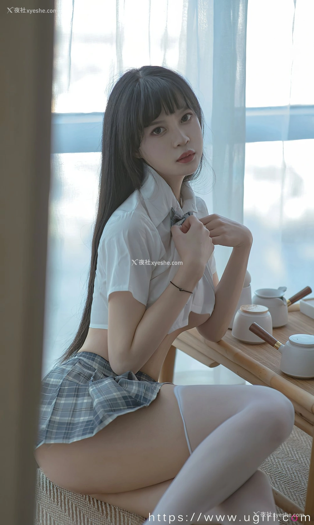 1P - [Ugirls尤果网]爱尤物专辑 No.2395 桃香子 似水年华