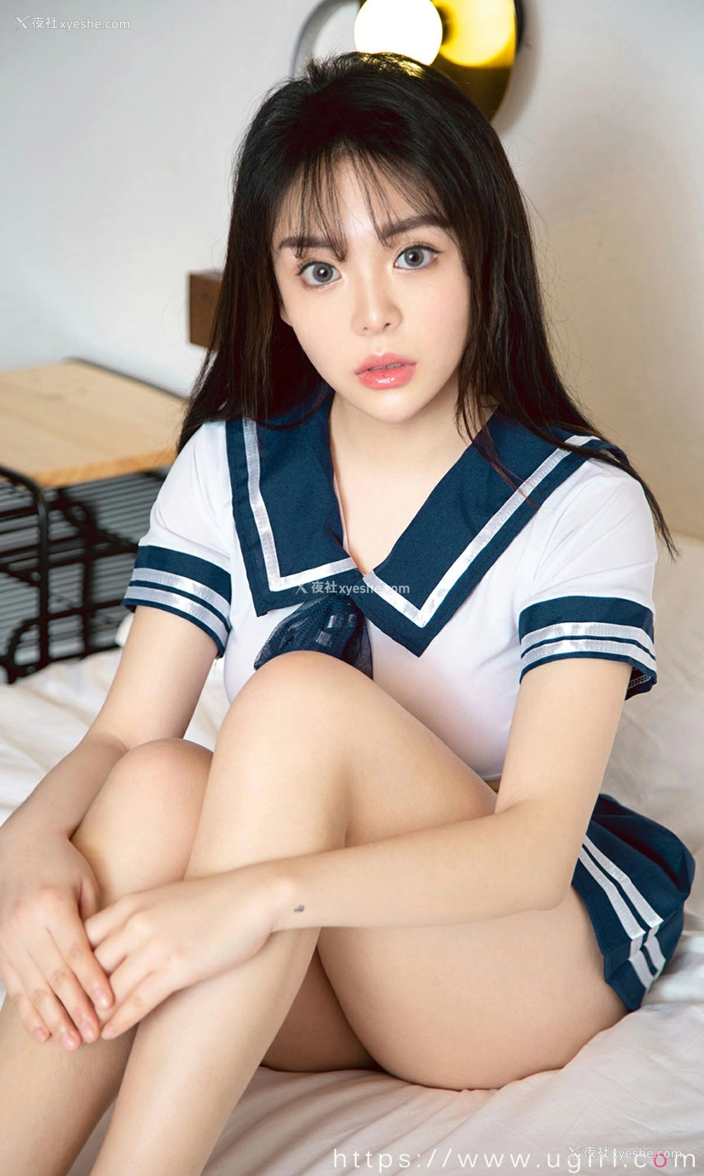 1P - [Ugirls尤果网]爱尤物专辑 No.1816 爱元 美少女制服