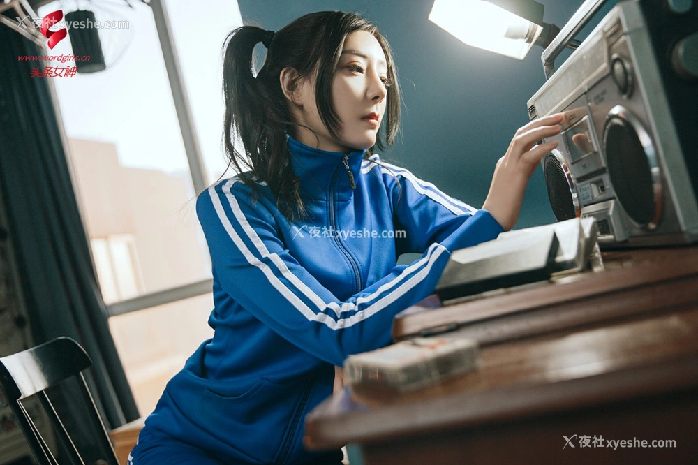 1P - [TouTiao头条女神] 莫晓希 我的80回忆
