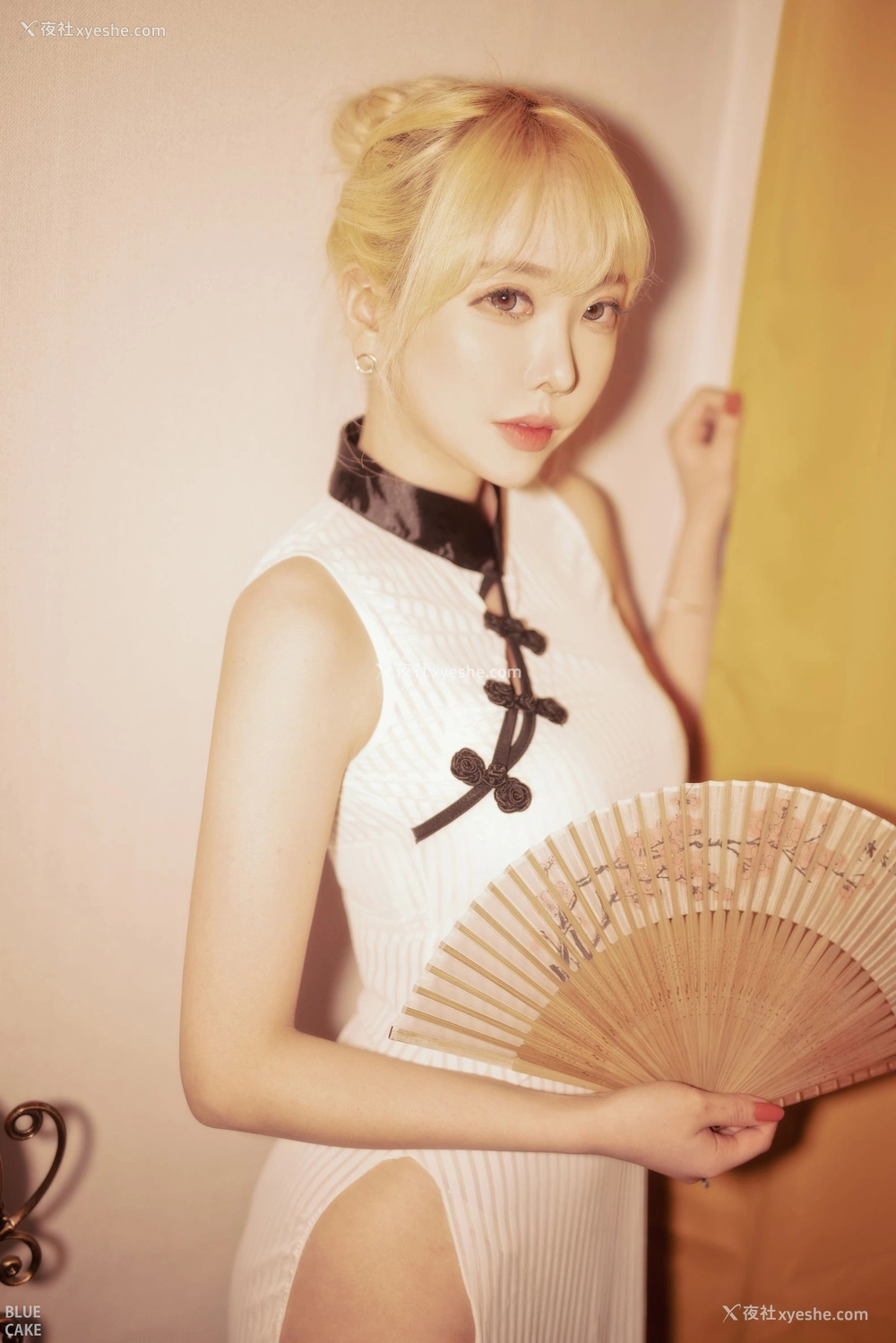 1P - [BLUECAKE] Bomi & Zia – Mandarin