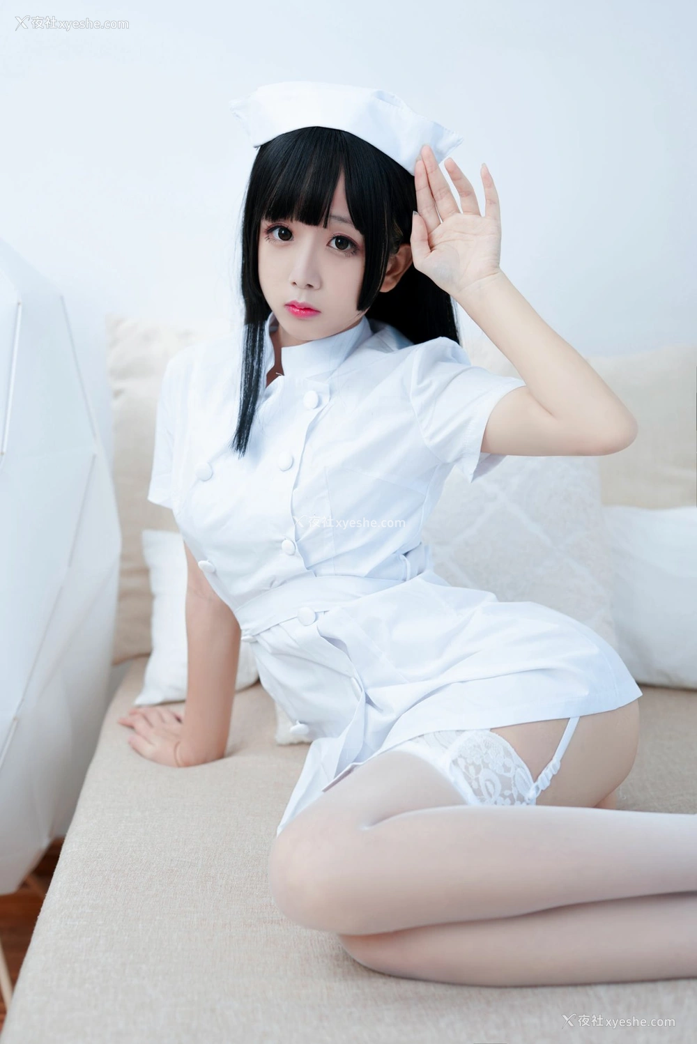 1P - [Cosplay]日奈娇 – 纯白护士