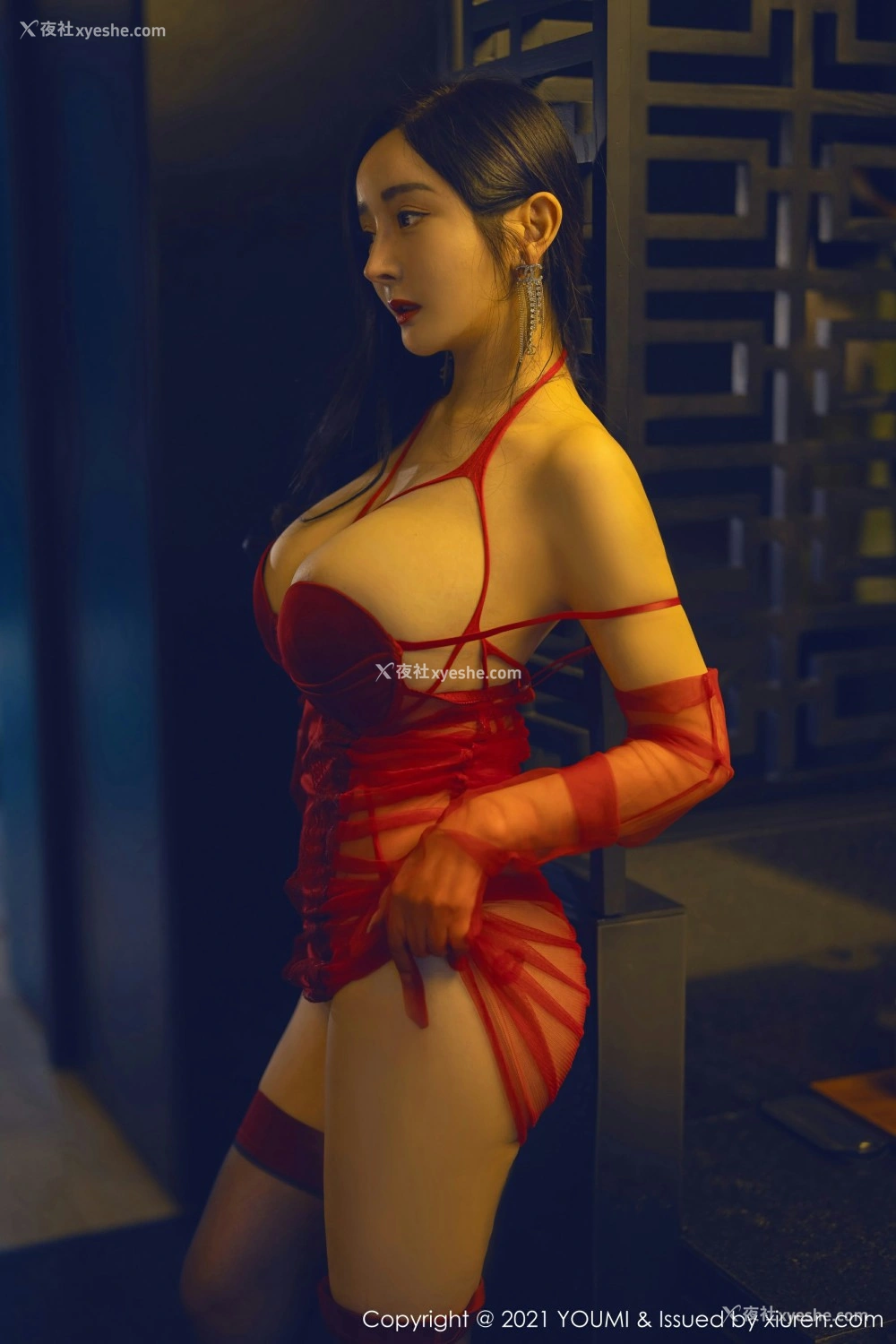 1P - [YOUMI尤蜜荟] VOL.711 允爾