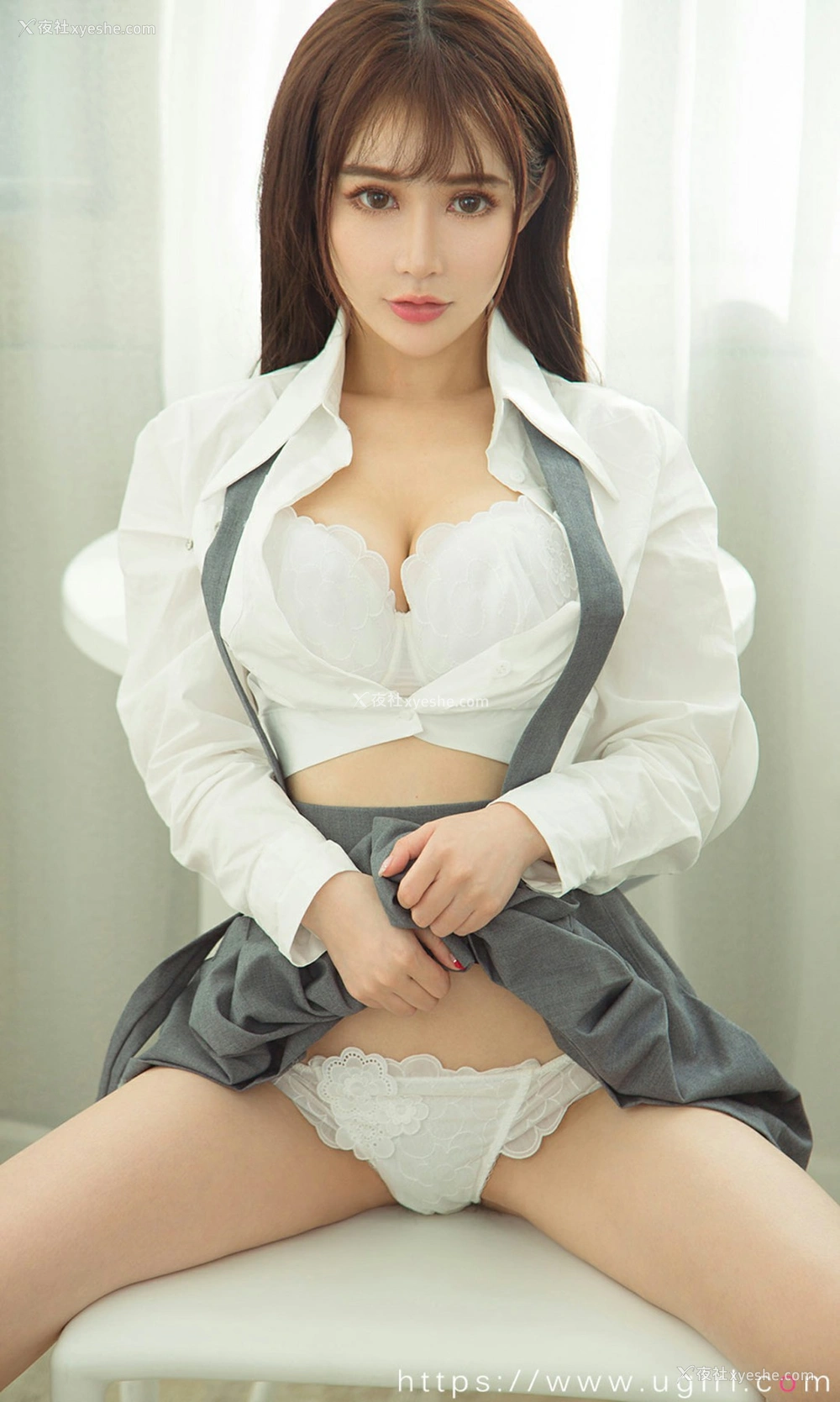 1P - [Ugirls尤果网]爱尤物 No.1763 百见如故