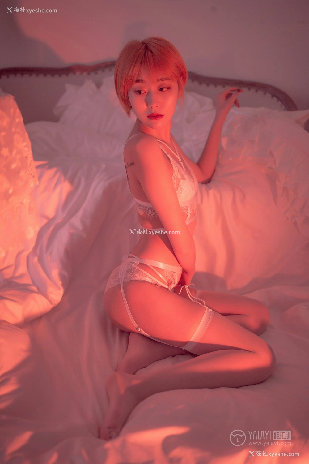 1P - [YALAYI雅拉伊] Y162 静静《轻奢主义》