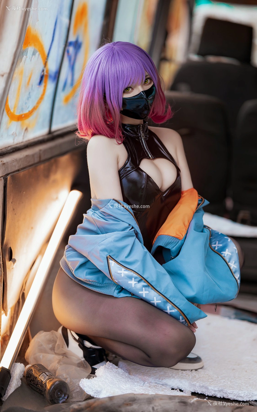 1P - 是三不是世w – LUNA