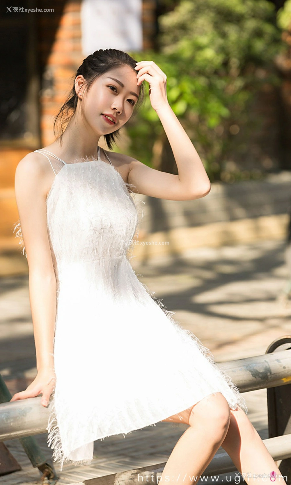1P - [Ugirls尤果网]爱尤物专辑 No.2218 小雪儿 甜妹日志