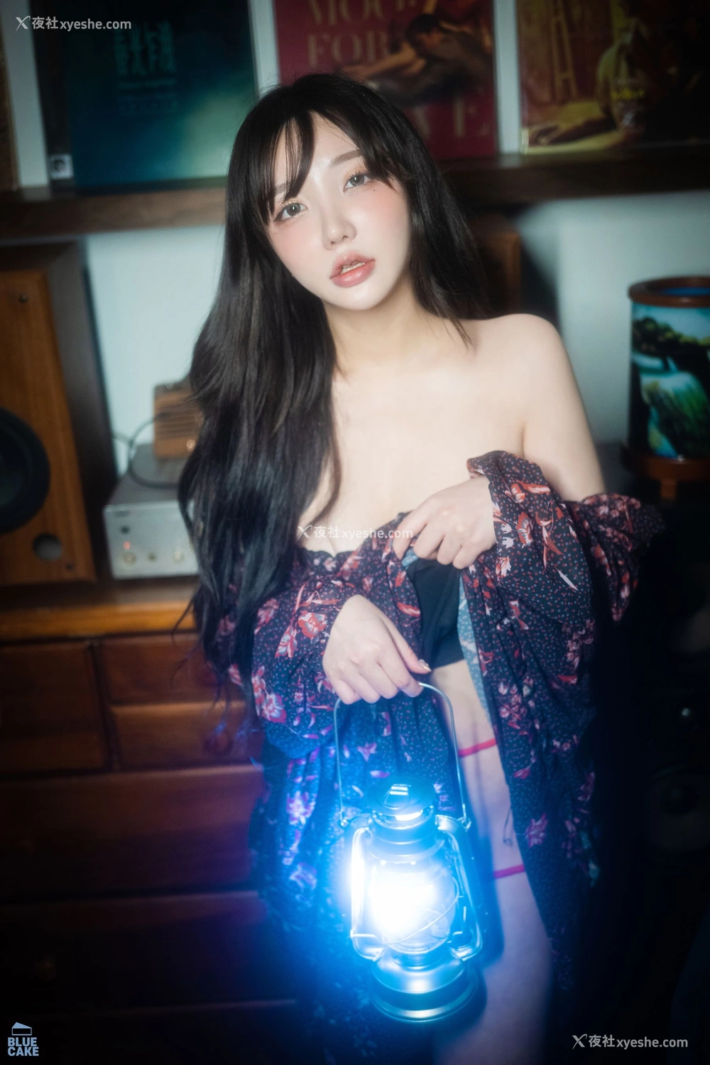 1P - [BLUECAKE] YeEun – Nothing WHITE