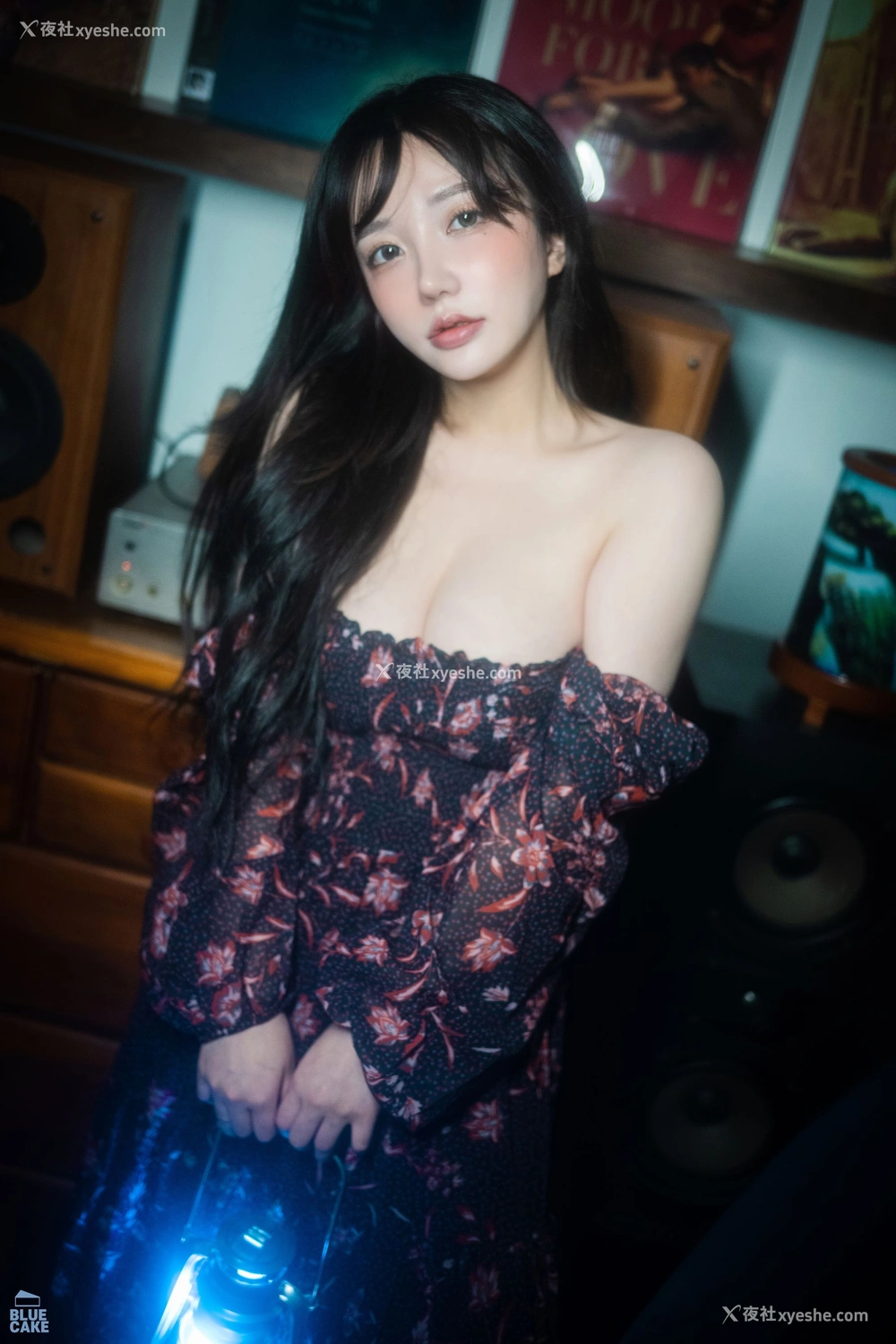 1P - [BLUECAKE] YeEun – Nothing WHITE