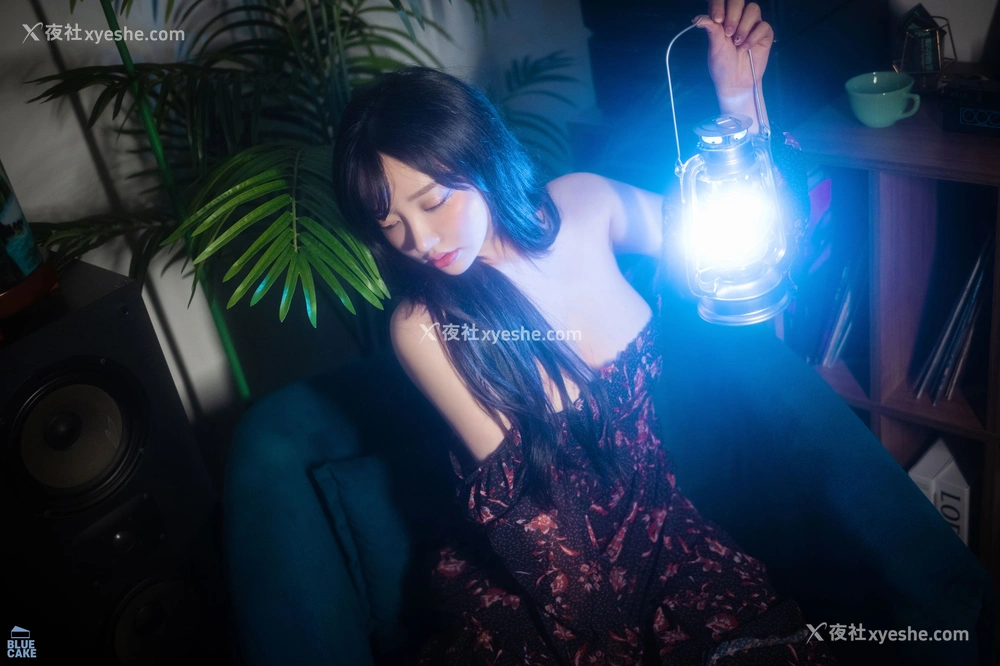 1P - [BLUECAKE] YeEun – Nothing WHITE