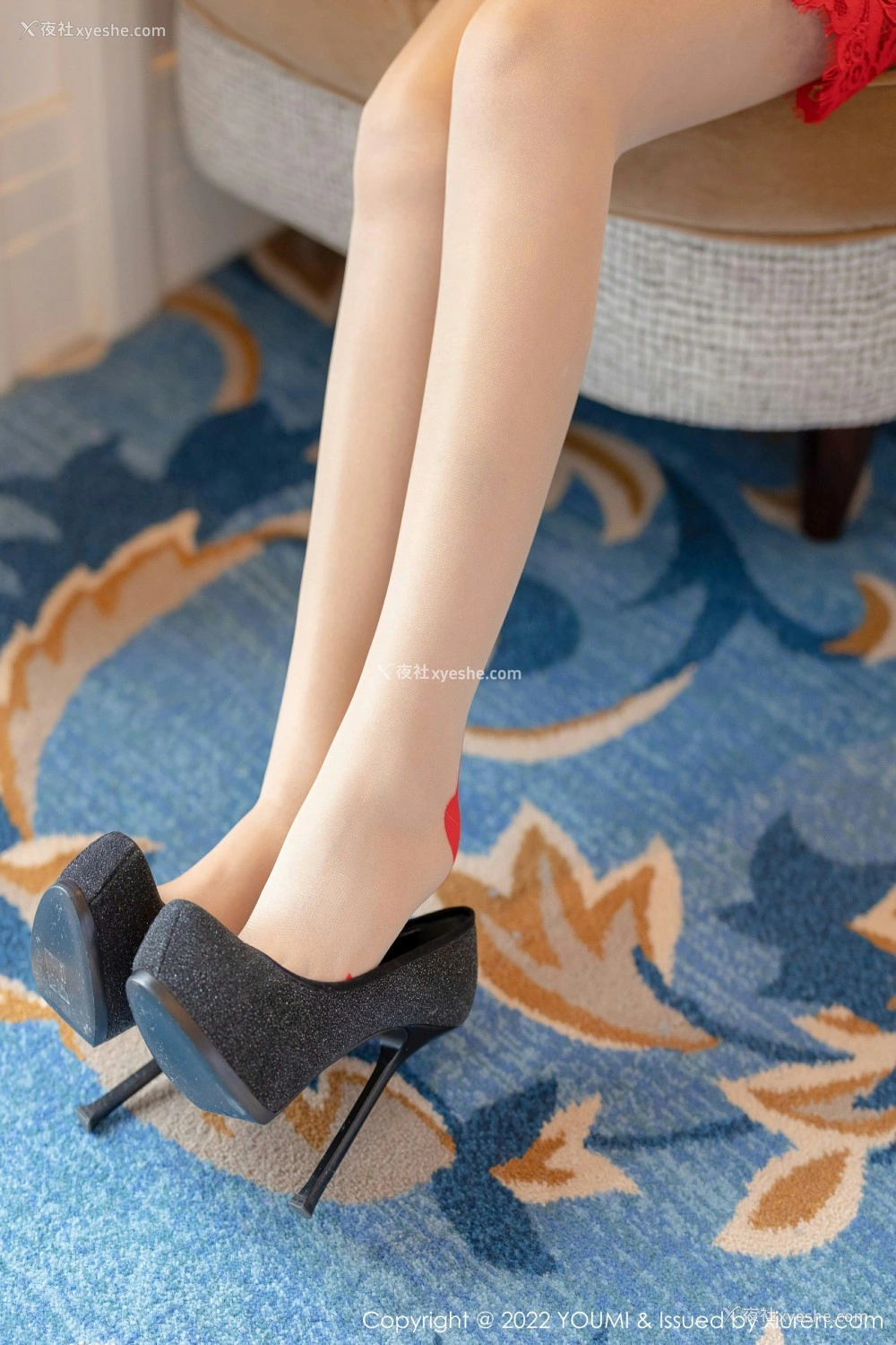 1P - [YOUMI尤蜜荟] VOL.746 允爾 酒店写真