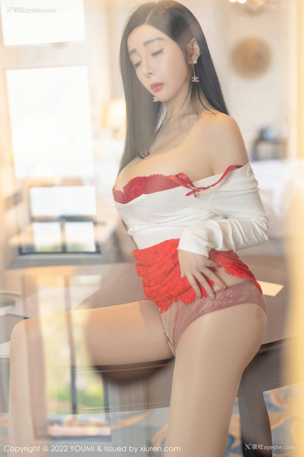 1P - [YOUMI尤蜜荟] VOL.746 允爾 酒店写真
