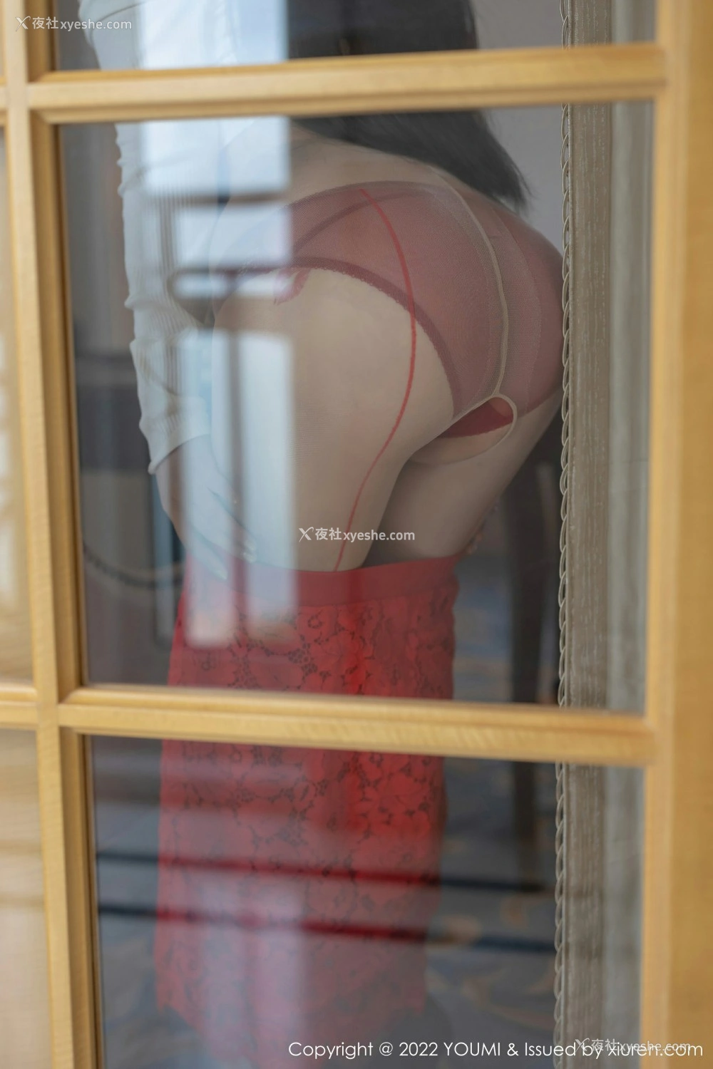 1P - [YOUMI尤蜜荟] VOL.746 允爾 酒店写真