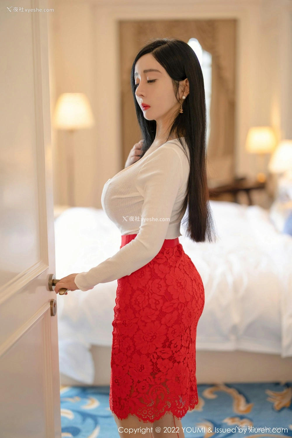 1P - [YOUMI尤蜜荟] VOL.746 允爾 酒店写真