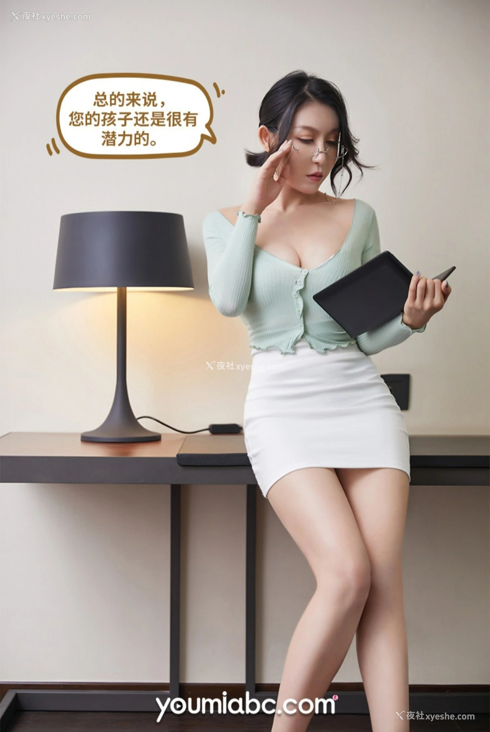 1P - [YouMi尤蜜] 安妮斯朵拉 老师家访