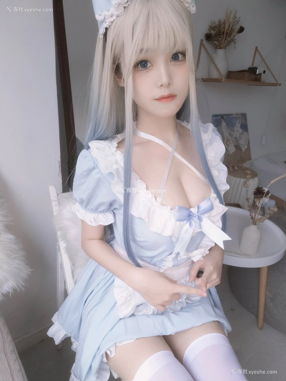 1P - 蜜汁猫裘 – 蓝baby