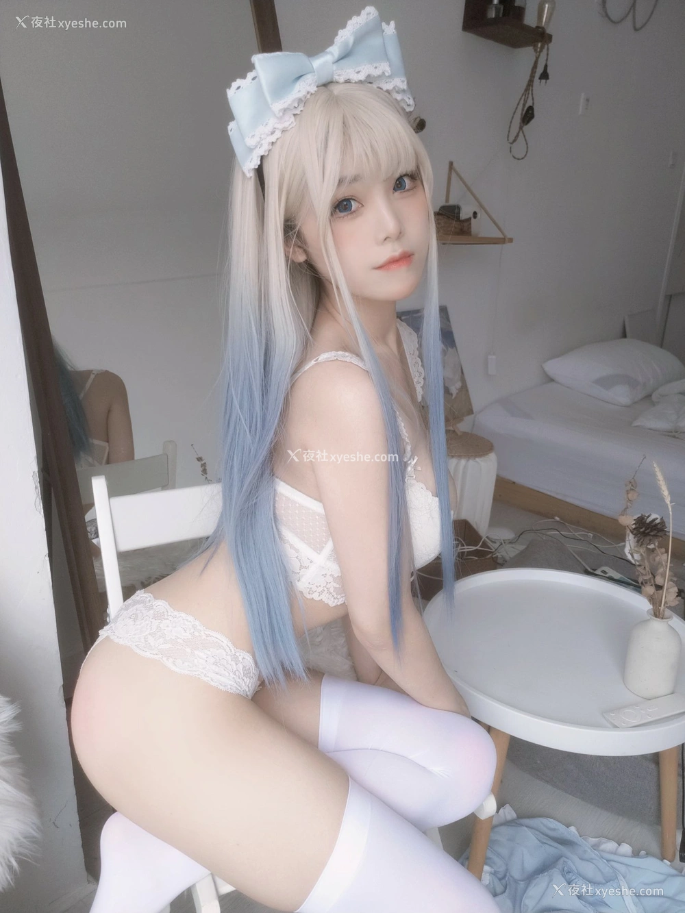 1P - 蜜汁猫裘 – 蓝baby
