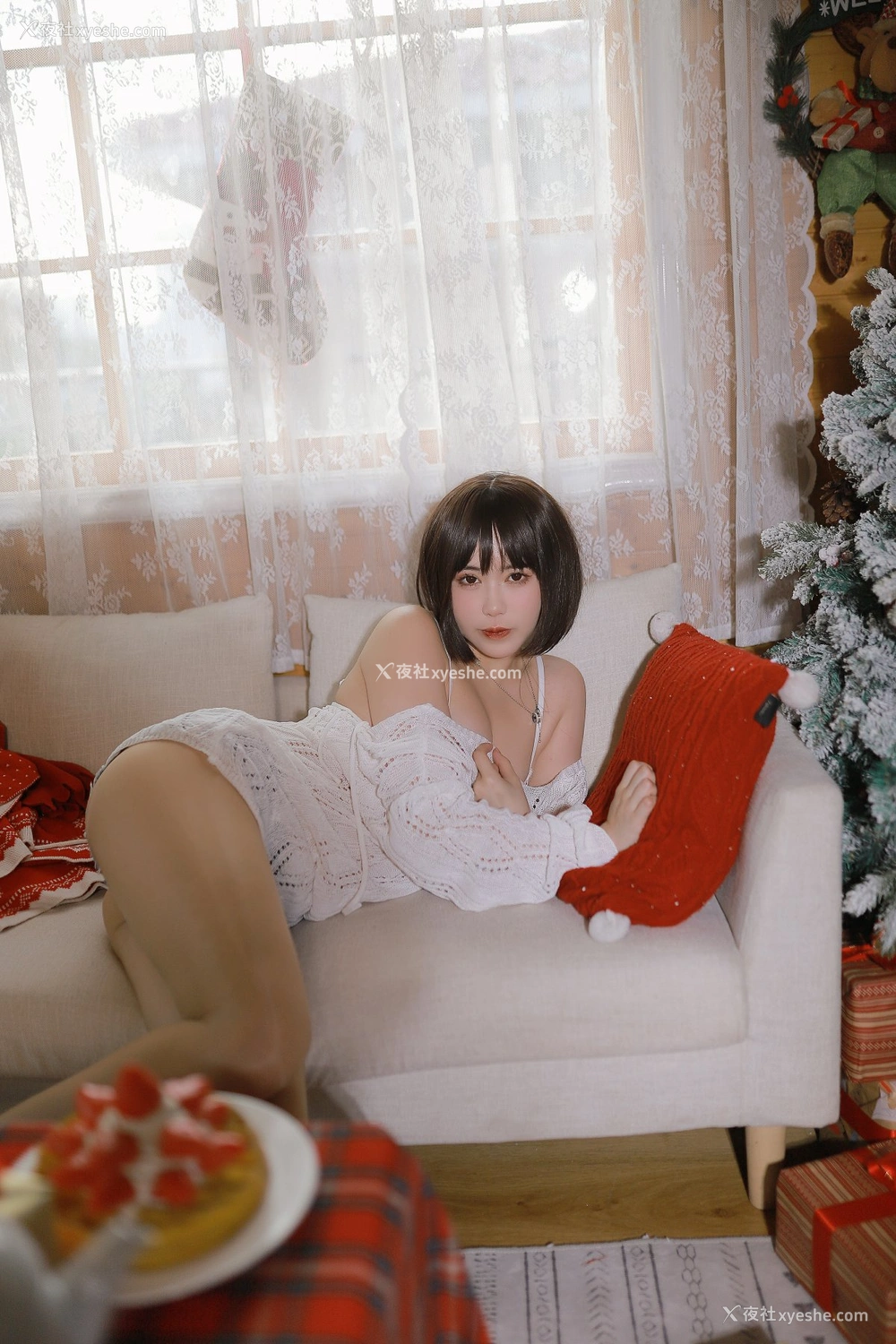 Tina很妖孽呀 – 温柔短发妹妹-42P