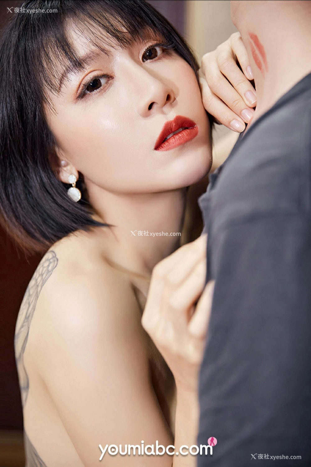 1P - [YouMi尤蜜] 安妮斯朵拉《升职之路》