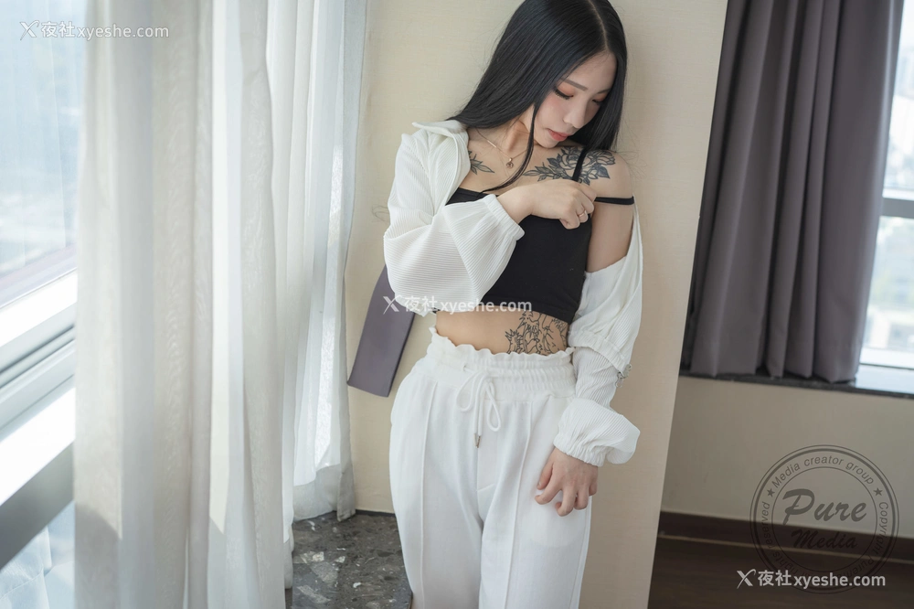 1P - [PURE MEDIA] Vol.188 – Yeon-hwa