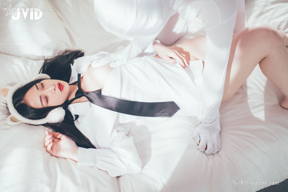 1P - 婕咪《性爱透明人间》