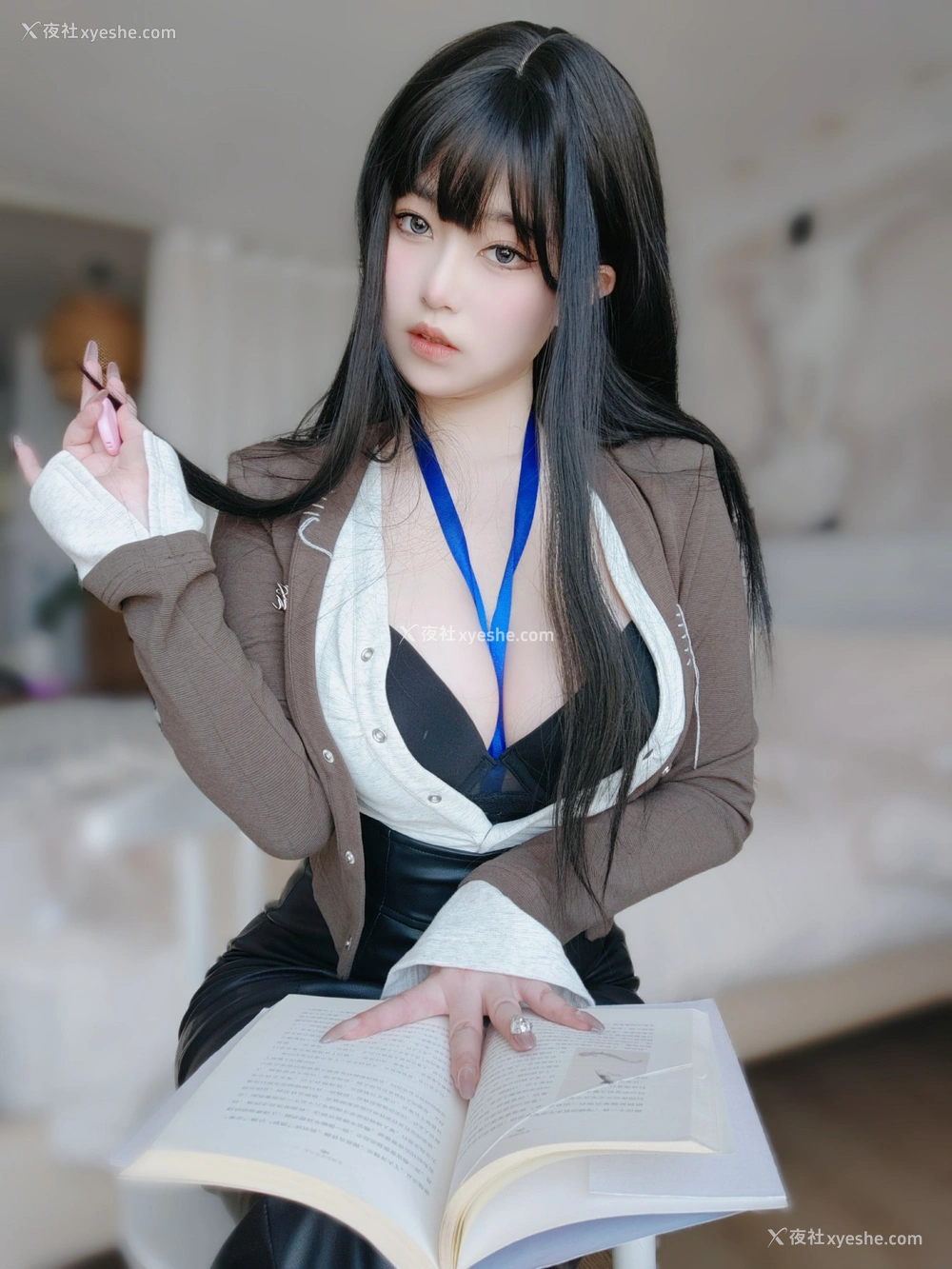 1P - 女主K – 上司的秘密