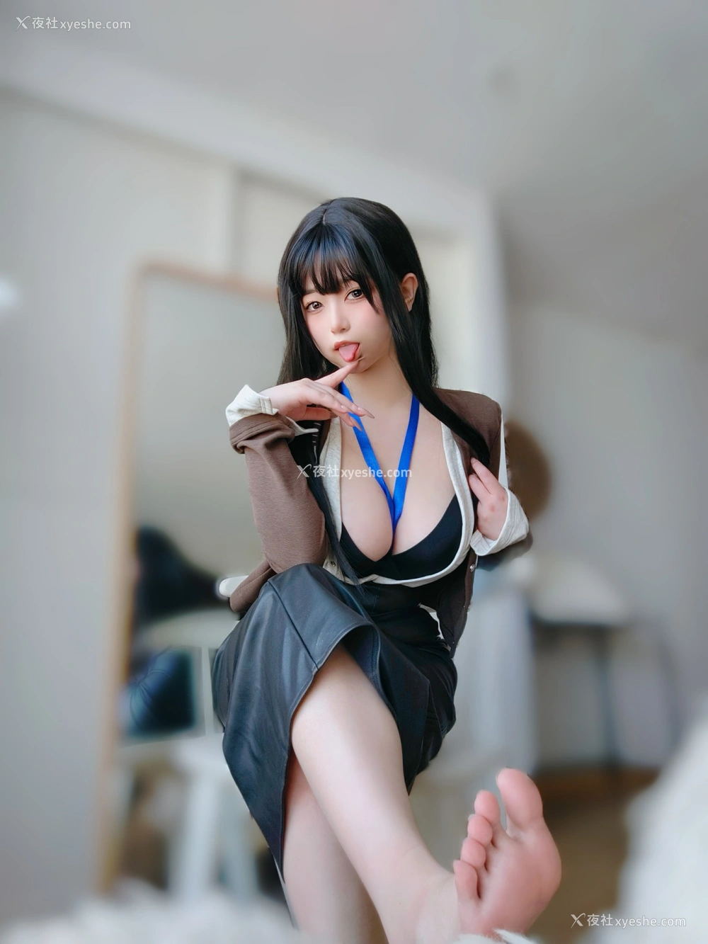 1P - 女主K – 上司的秘密
