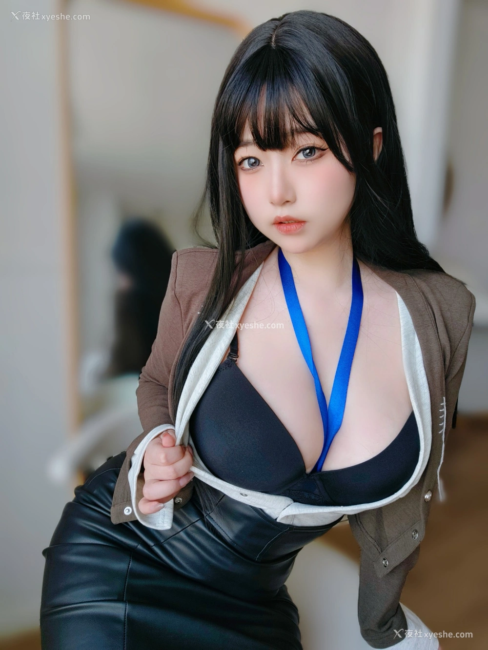 1P - 女主K – 上司的秘密