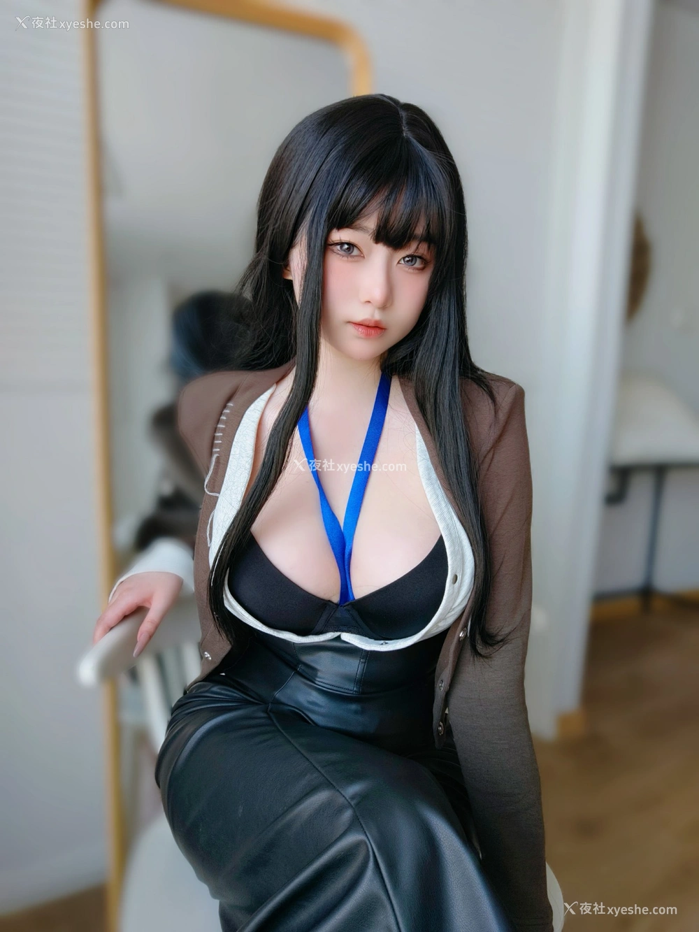 1P - 女主K – 上司的秘密