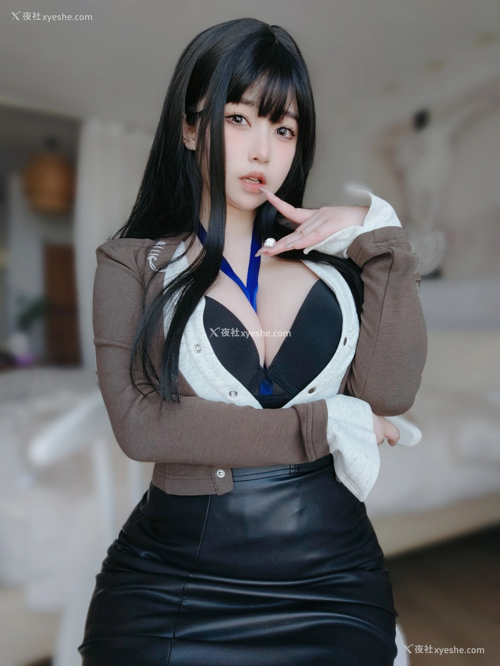 1P - 女主K – 上司的秘密