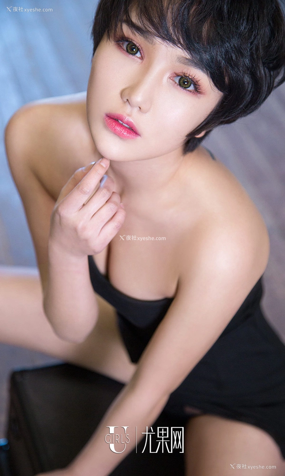 1P - [Ugirls爱尤物] No.693 小悦悦 悦色撩人