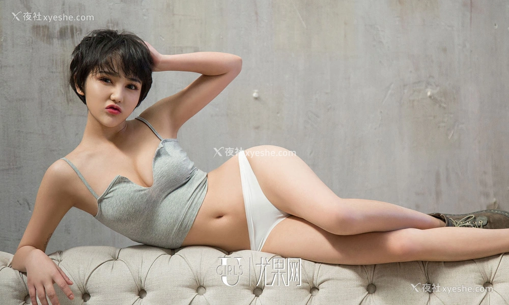 1P - [Ugirls爱尤物] No.693 小悦悦 悦色撩人