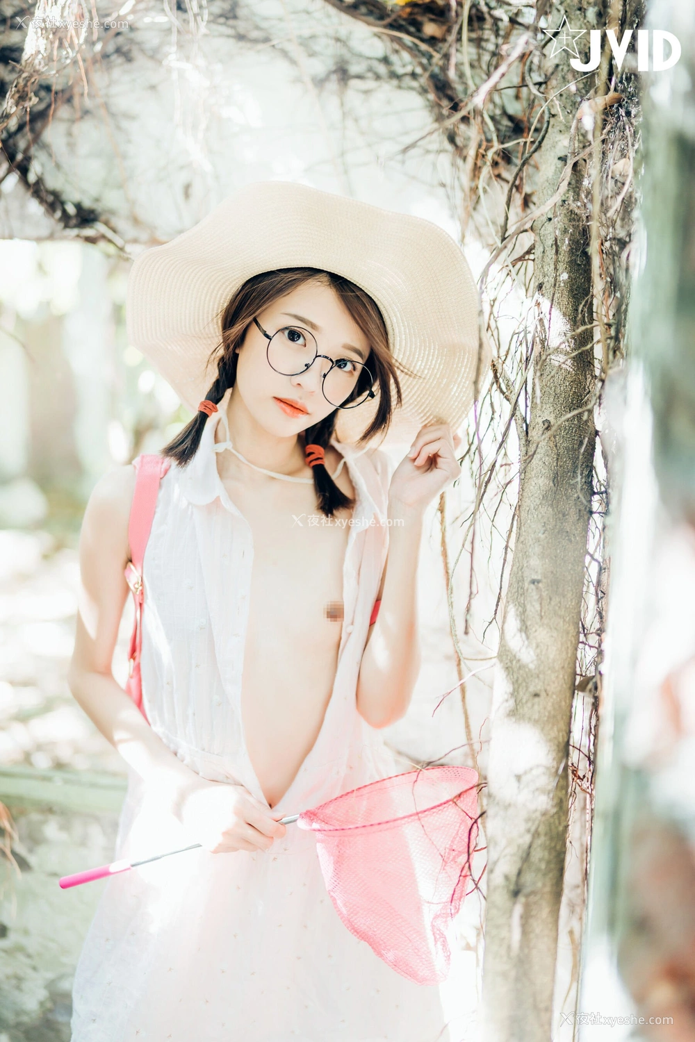 1P - 妍妍《抓精虫的小女孩》