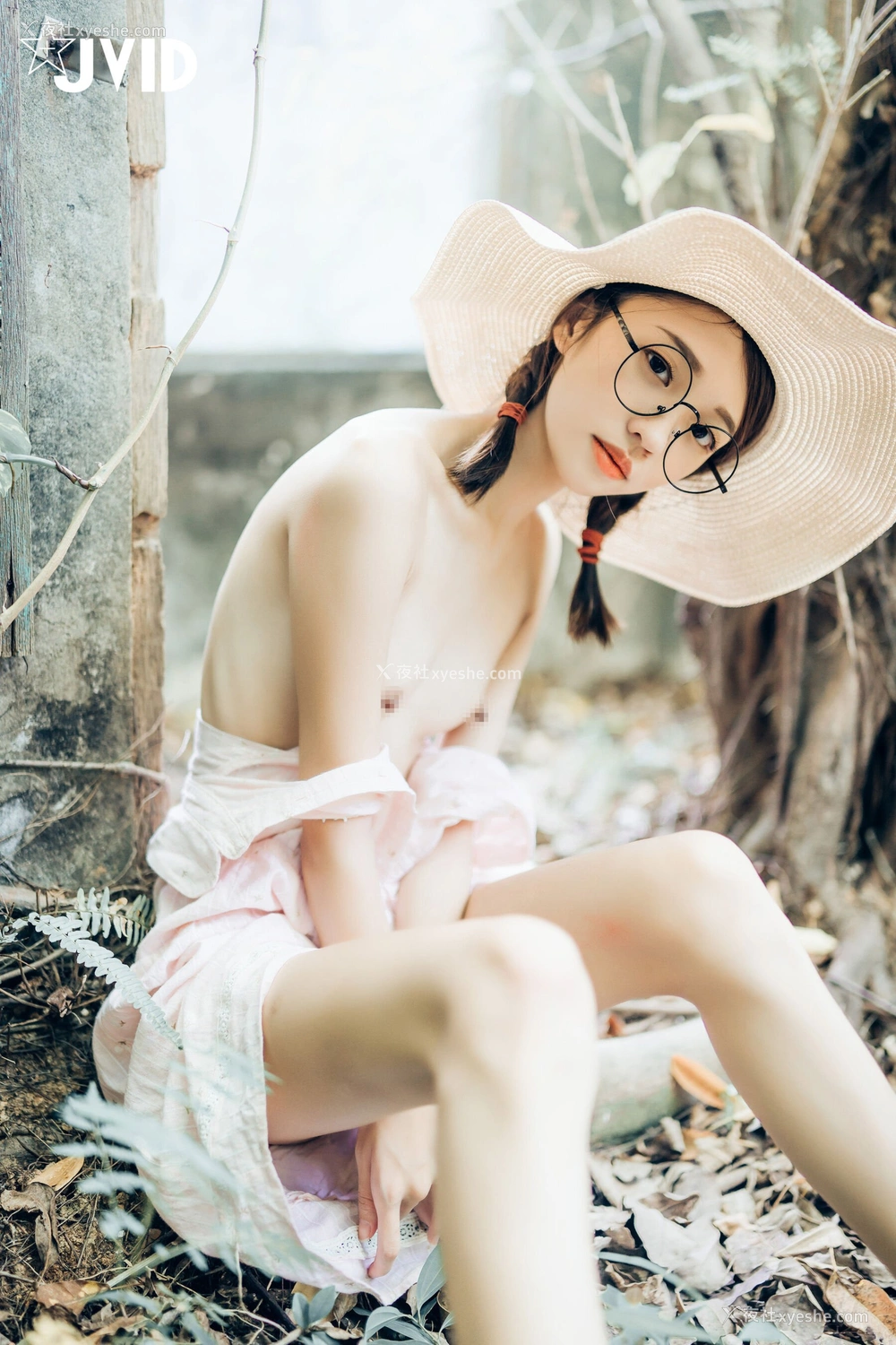 1P - 妍妍《抓精虫的小女孩》