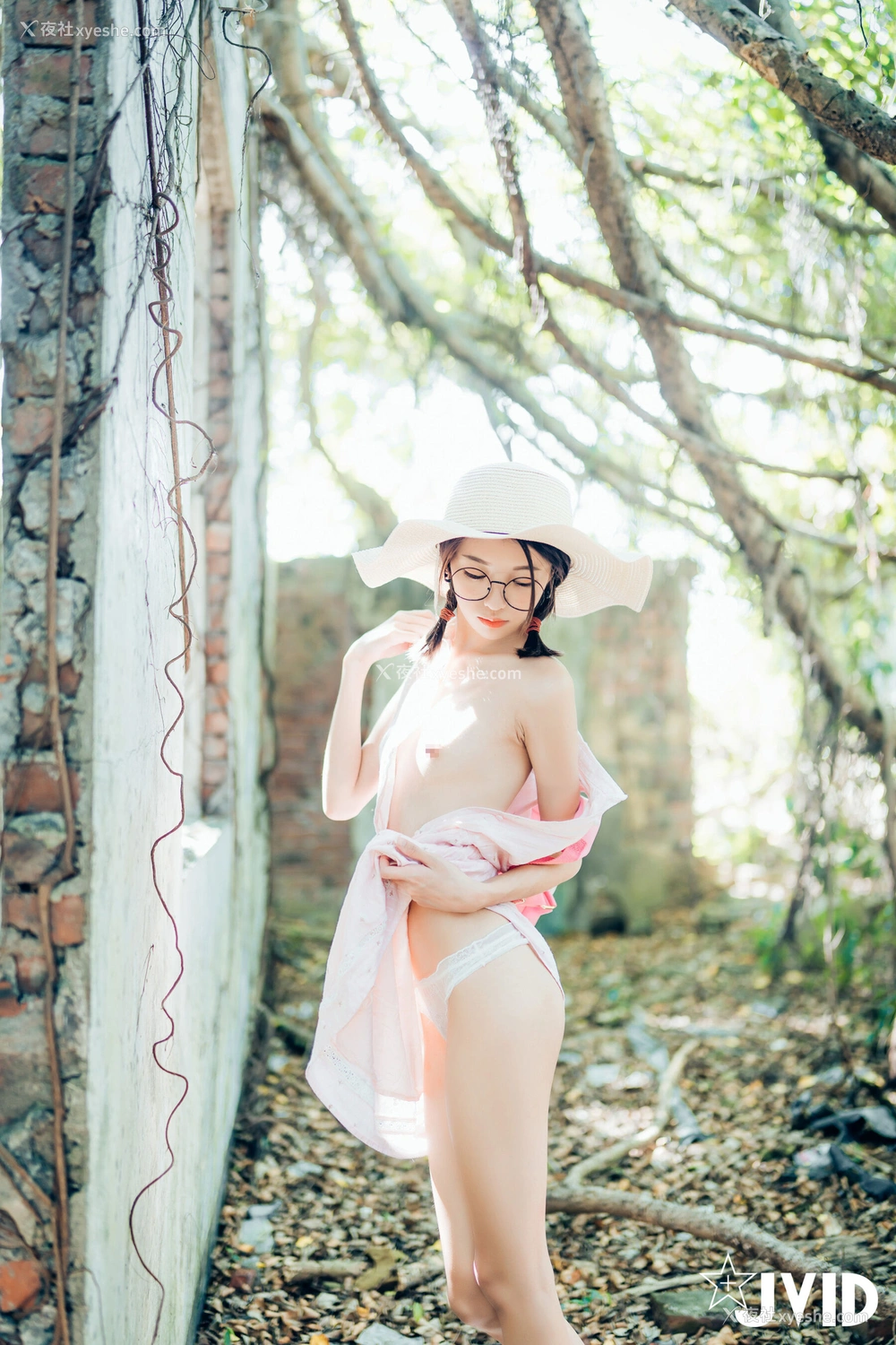 1P - 妍妍《抓精虫的小女孩》