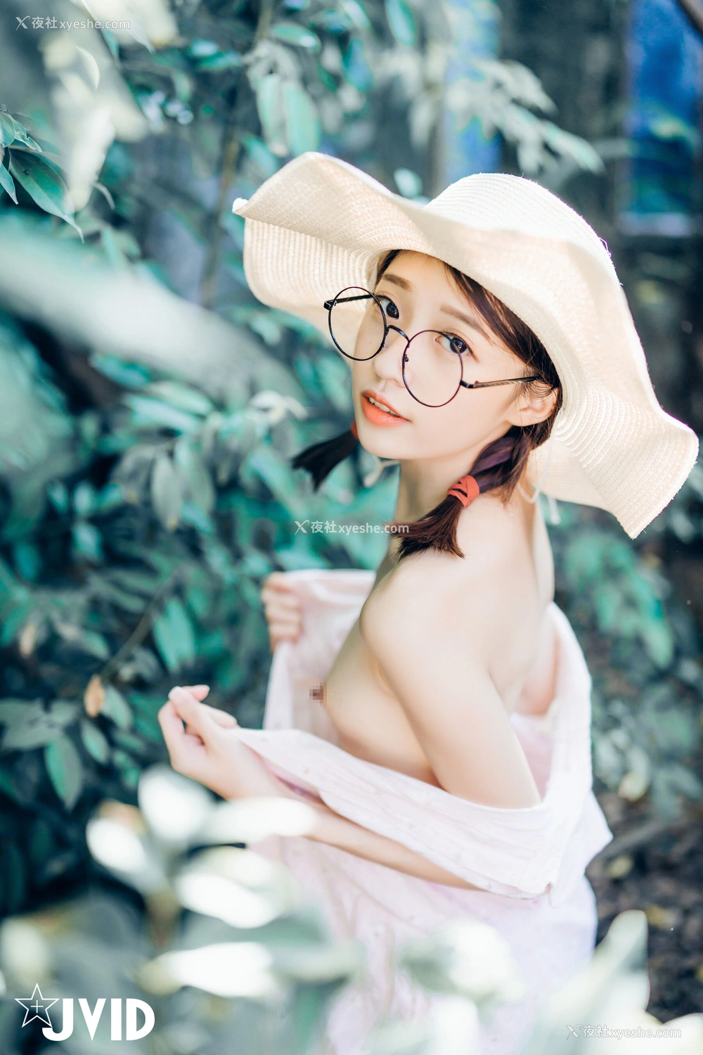 1P - 妍妍《抓精虫的小女孩》